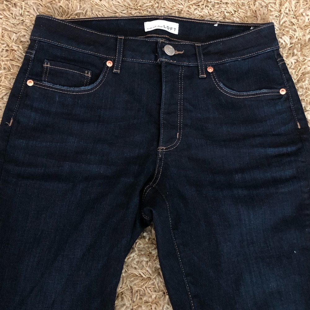 Dark wash curvy skinny jean NWOT